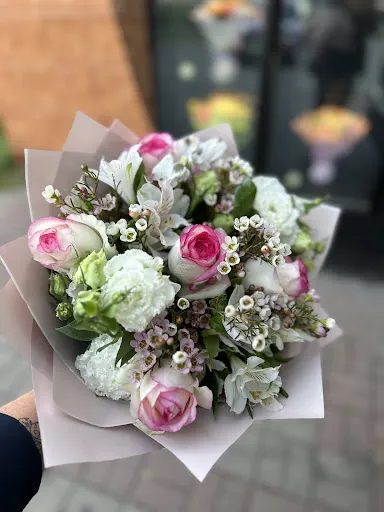 Kwiatomat 24/7 Stokrotka – ul. Juliana Tuwima 4